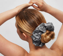 Load image into Gallery viewer, Kitsch Beauty Satin Pillow Scrunchies (Charcoal/Gold)
